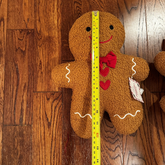 NEW 2 Target Bullseye Gingerbread Man Woman Pillow Christmas Cookie Cottage Core - Picture 6 of 10